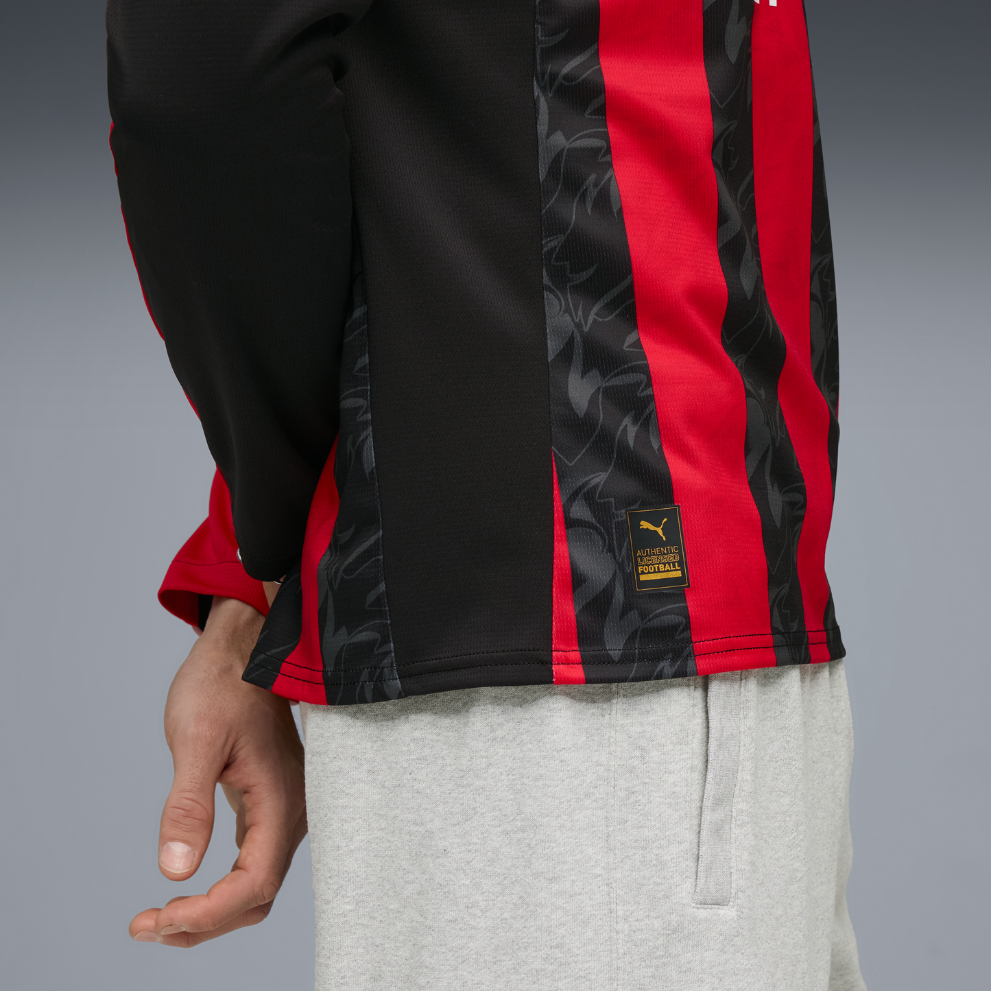 Puma AC Milan Men's Home Replica Long Sleeve Jersey 25/26