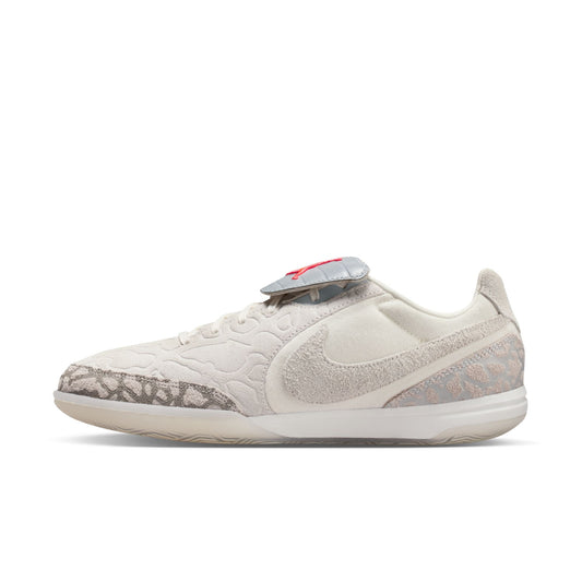 Nike Jordan Tiempo Streetgato SE Indoor/Court Low-Top Soccer Shoes
