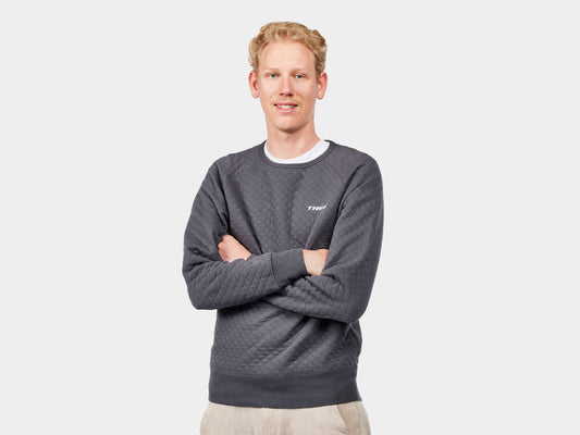 Trek Quilted Crewneck Medium Black Shirt
