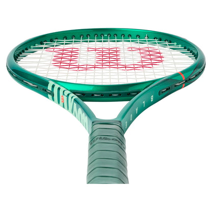 Wilson Blade 100L v10 Tennis Racquet